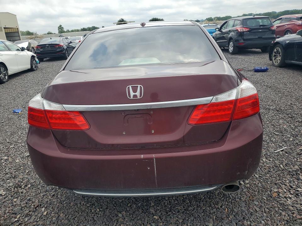 Photo 6 from auction – 2015 HONDA ACCORD with VIN 1HGCR2F88FA101609