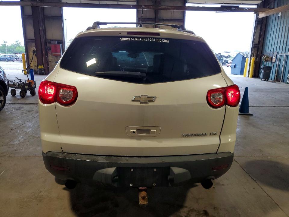 Photo 6 from auction – 2011 CHEVROLET TRAVERSE with VIN 1GNKRLED6BJ350846