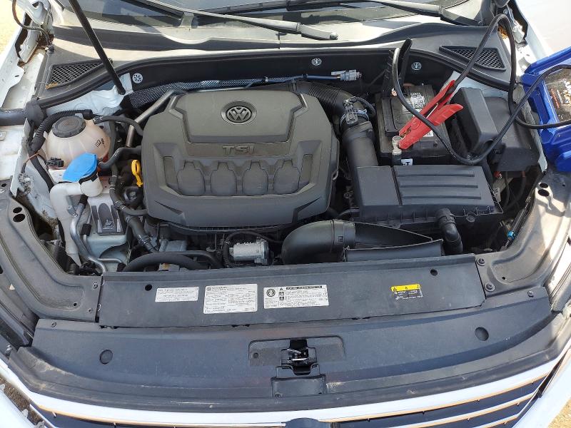 Photo 11 from auction – 2018 VOLKSWAGEN PASSAT with VIN 1VWBA7A34JC007960