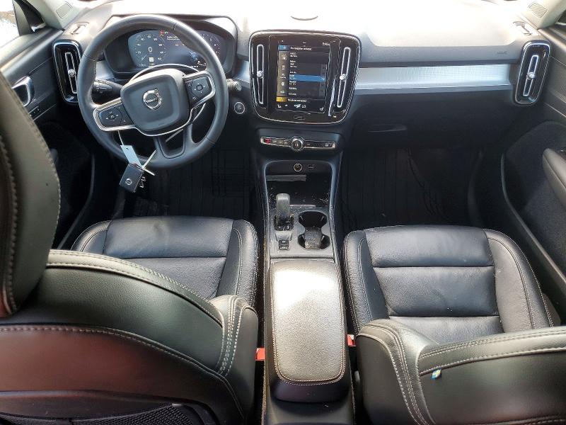Снимка 8 от търг – 2022 VOLVO XC40 с VIN YV4AC2HK1N2725645