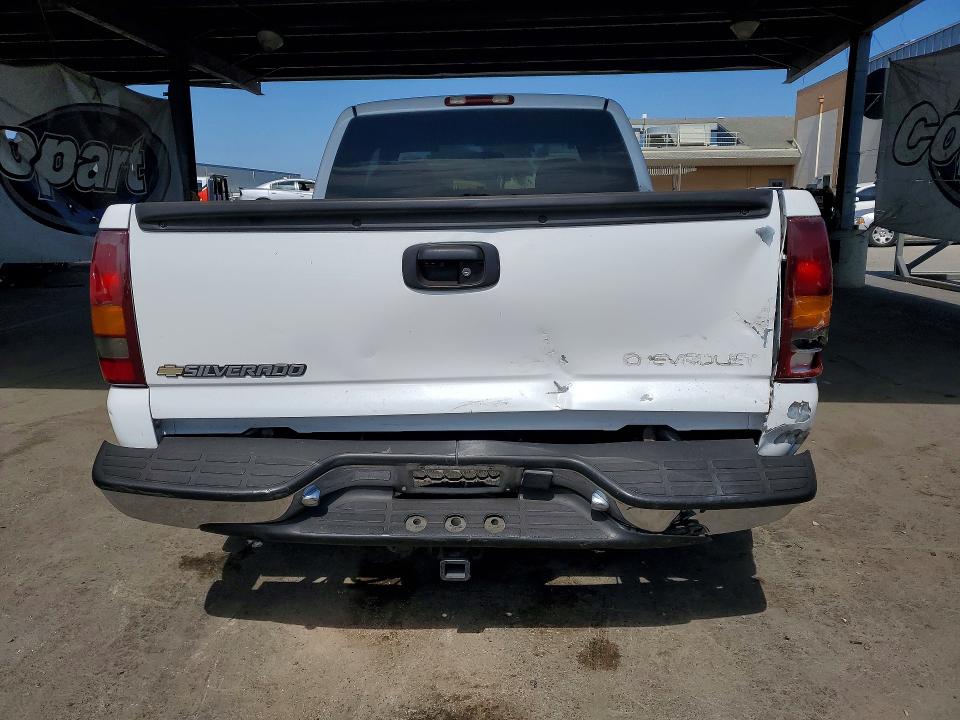 Photo 6 from auction – 2001 CHEVROLET SILVERADO with VIN 2GCEC19T911116562