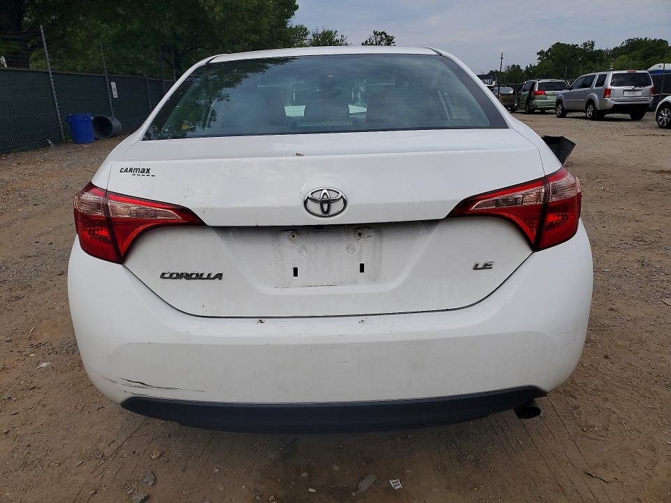 Снимка 6 от търг – 2018 TOYOTA COROLLA с VIN 2T1BURHE6JC006619