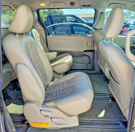 Photo 11 from auction – 2013 TOYOTA SIENNA with VIN 5TDYK3DC7DS314296
