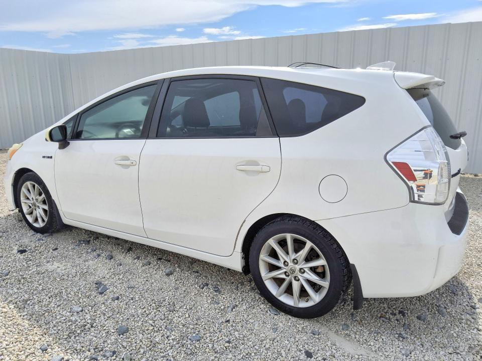 Photo 2 from auction – 2012 TOYOTA PRIUS V with VIN JTDZN3EU1C3041472