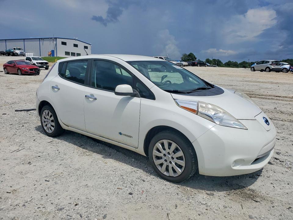 Photo 4 from auction – 2015 NISSAN LEAF with VIN 1N4AZ0CP0FC325179