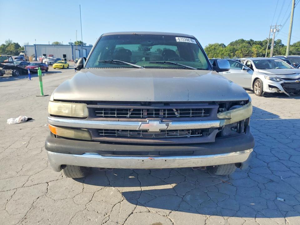 Photo 5 from auction – 2000 CHEVROLET SILVERADO with VIN 2GCEC19T0Y1198756