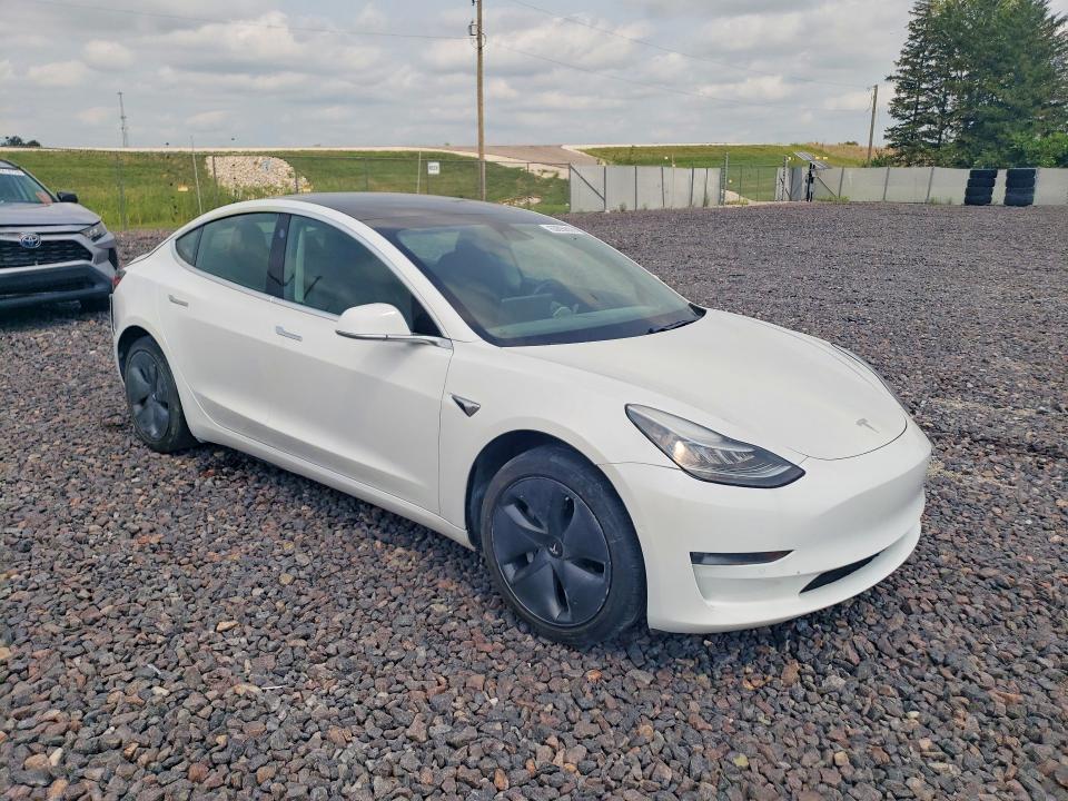 Photo 4 from auction – 2019 TESLA MODEL 3 with VIN 5YJ3E1EA1KF401681