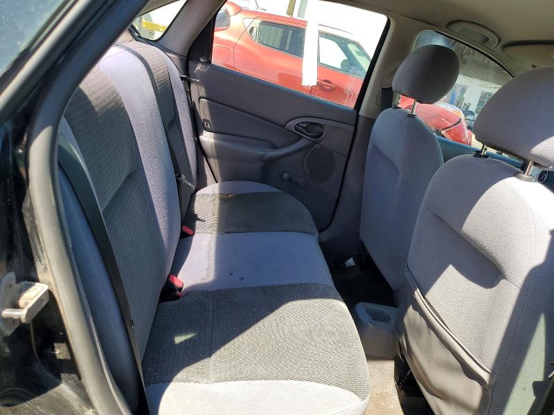 Photo 10 from auction – 2004 FORD FOCUS with VIN 1FAFP33P34W176453