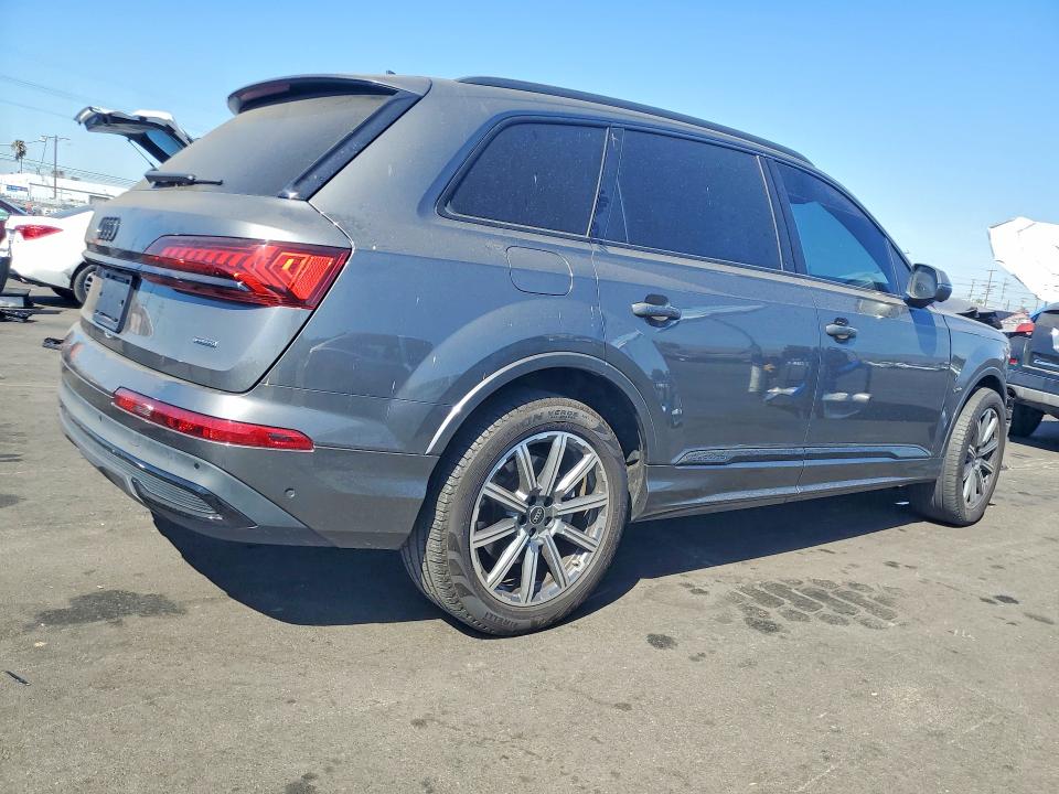 Photo 3 from auction – 2023 AUDI Q7 with VIN WA1LCBF73PD026447