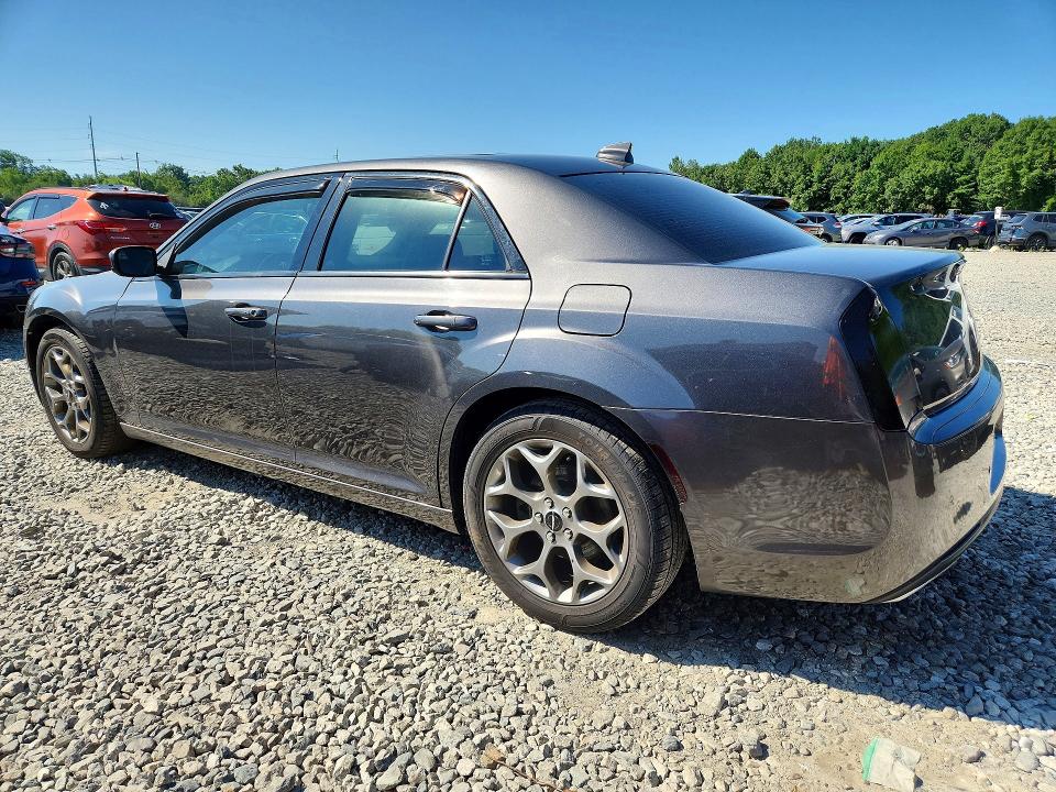 Photo 2 from auction – 2015 CHRYSLER 300 with VIN 2C3CCAGG6FH904635