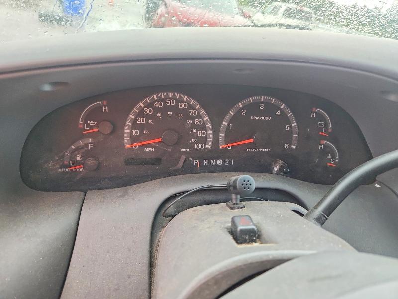 Photo 9 from auction – 2002 FORD F150 with VIN 1FTRW07L72KC40403