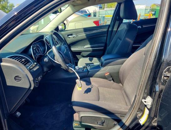 Photo 7 from auction – 2018 CHRYSLER 300 with VIN 2C3CCARG7JH324865