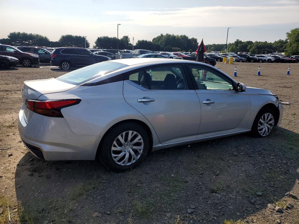 Photo 3 from auction – 2023 NISSAN ALTIMA with VIN 1N4BL4BV0PN373526