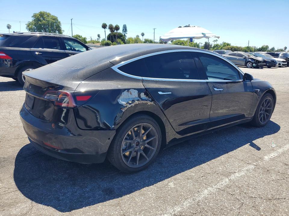 Photo 3 from auction – 2019 TESLA MODEL 3 with VIN 5YJ3E1EA7KF431283