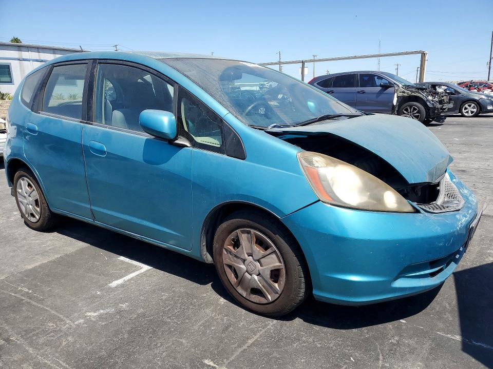 Photo 4 from auction – 2013 HONDA FIT with VIN JHMGE8H3XDC001673