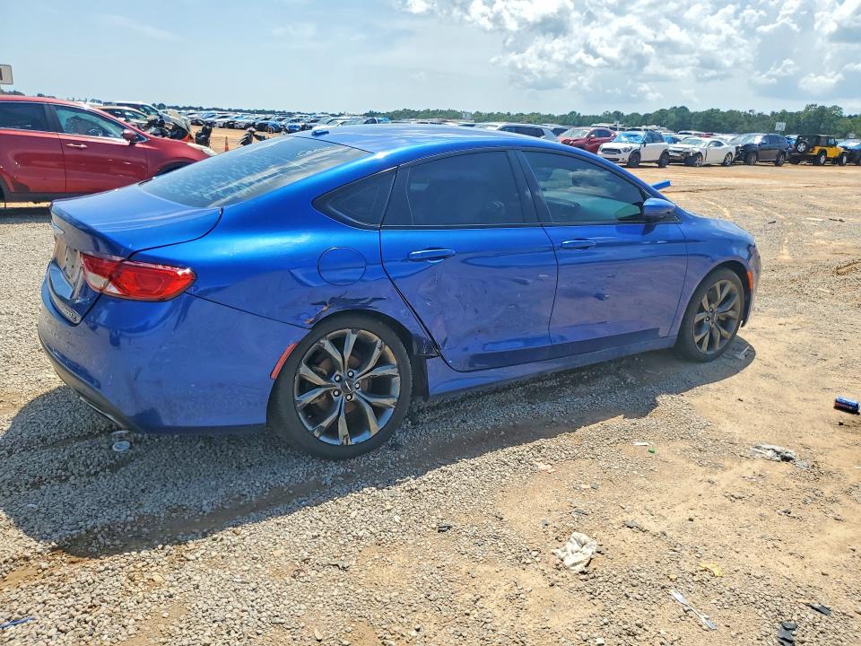 Photo 3 from auction – 2015 CHRYSLER 200 with VIN 1C3CCCBBXFN563402