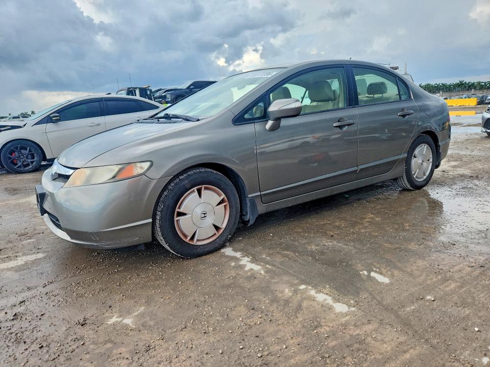 HONDA CIVIC 2008 مع رقم تعريف المركبة JHMFA36208S025254 - صورة من المزاد
