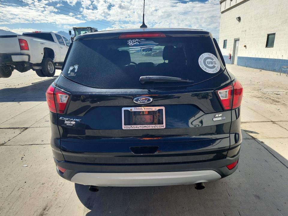 Photo 6 from auction – 2019 FORD ESCAPE with VIN 1FMCU9GD9KUB03777