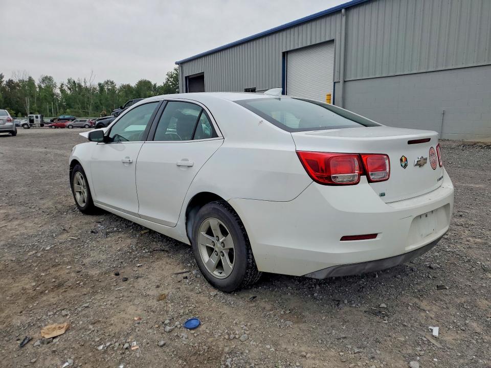 Photo 2 from auction – 2015 CHEVROLET MALIBU with VIN 1G11C5SL8FF215169