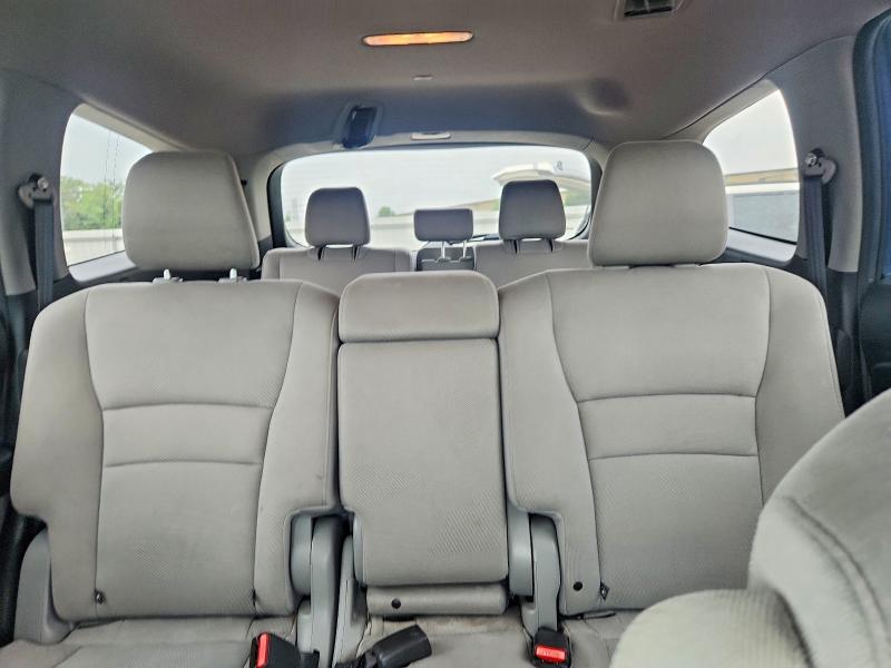 Фото 10 с аукциона – 2017 HONDA PILOT с VIN 5FNYF6H42HB071614
