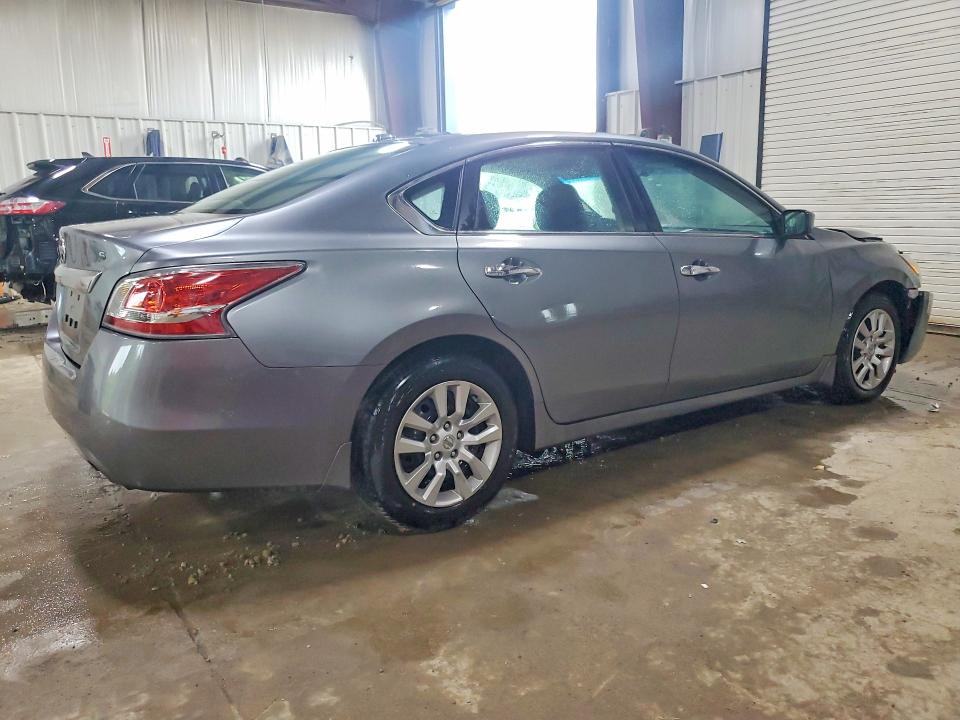 Photo 3 from auction – 2015 NISSAN ALTIMA with VIN 1N4AL3AP4FC414209