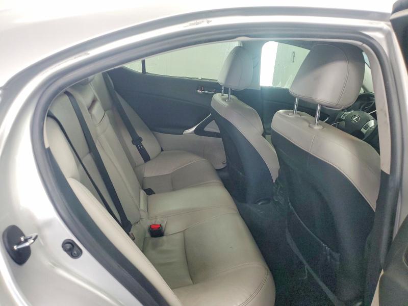 Photo 10 from auction – 2011 LEXUS IS 250 with VIN JTHBF5C23B5156670