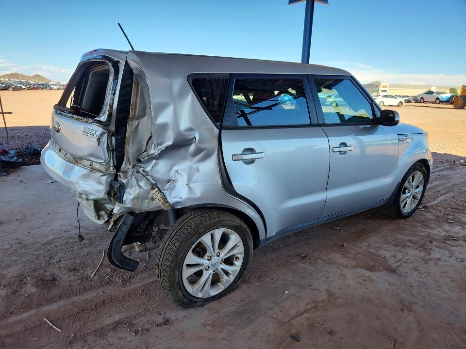 Photo 3 from auction – 2015 KIA SOUL with VIN KNDJP3A52F7769143