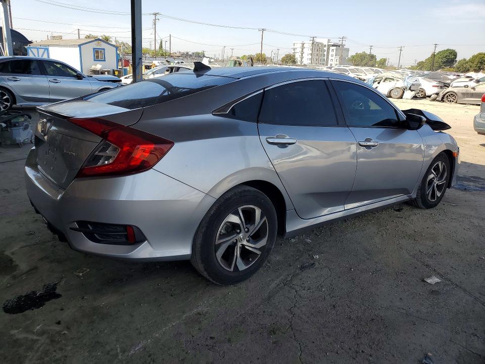 Photo 3 from auction – 2020 HONDA CIVIC with VIN 2HGFC2F82LH530661