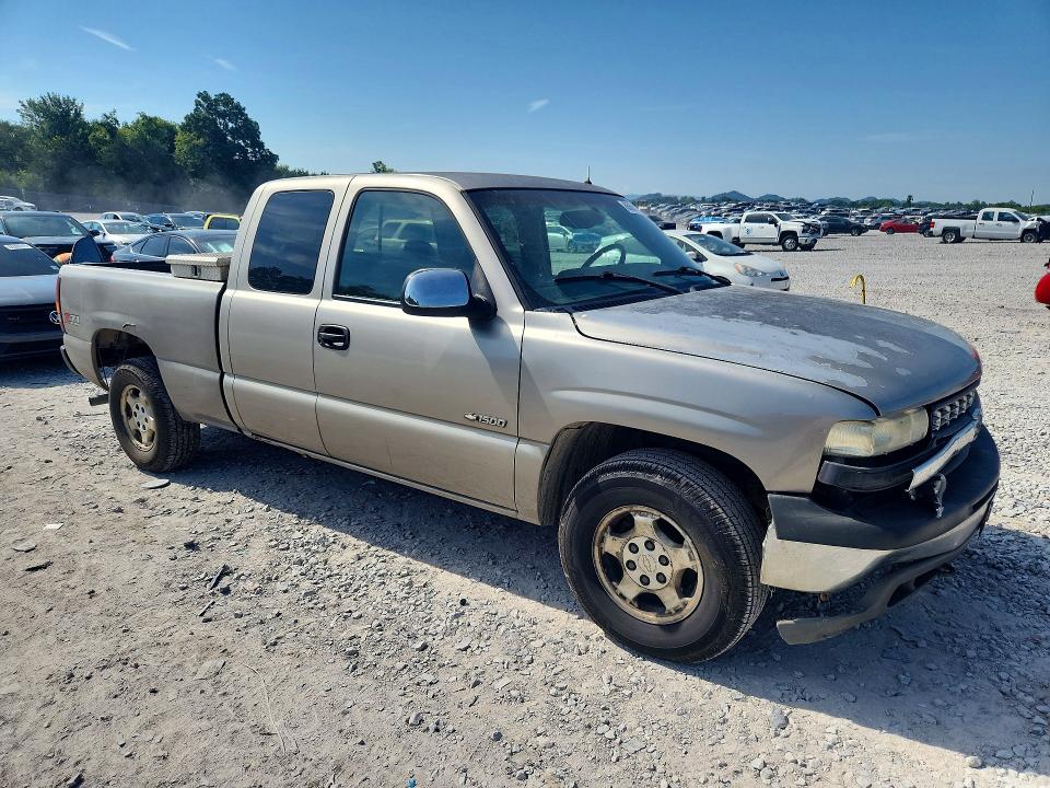 Photo 4 from auction – 2002 CHEVROLET SILVERADO with VIN 2GCEK19TX21328861
