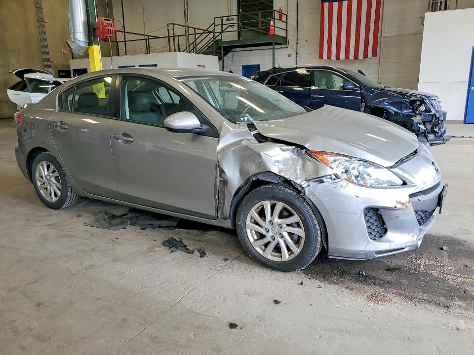 Photo 4 from auction – 2012 MAZDA 3 with VIN JM1BL1V71C1595659