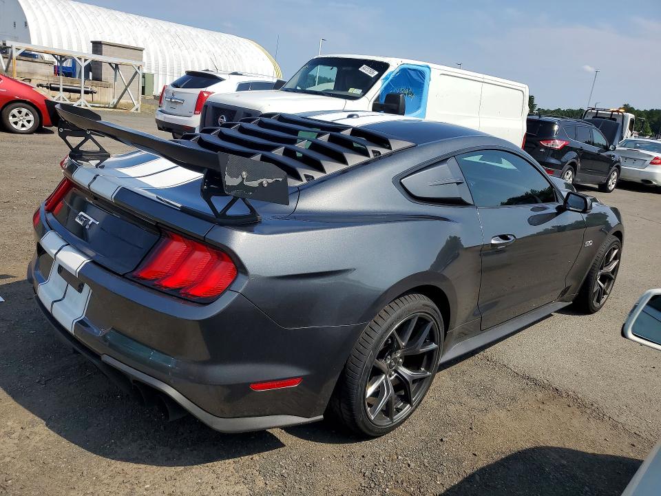 Photo 3 from auction – 2019 FORD MUSTANG with VIN 1FA6P8CF4K5190983