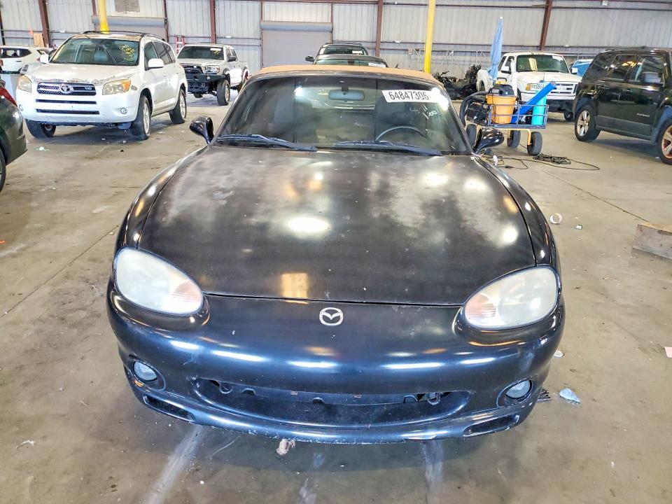 Photo 5 from auction – 2000 MAZDA MX-5 MIATA with VIN JM1NB3534Y0150676