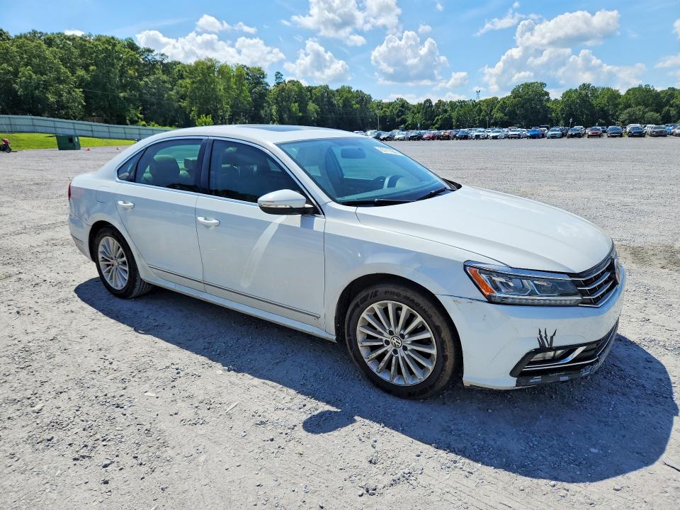 Photo 4 from auction – 2016 VOLKSWAGEN PASSAT with VIN 1VWBS7A39GC053435