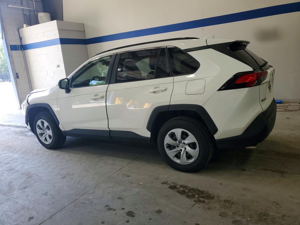 Photo 2 from auction – 2019 TOYOTA RAV4 with VIN JTMH1RFV2KD501359