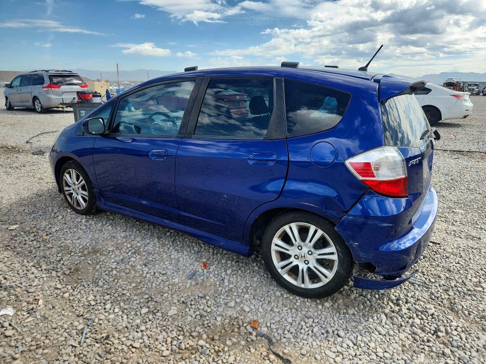 Photo 2 from auction – 2010 HONDA FIT with VIN JHMGE8H41AS005301