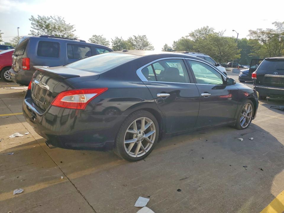 Photo 3 from auction – 2011 NISSAN MAXIMA with VIN 1N4AA5AP4BC857259