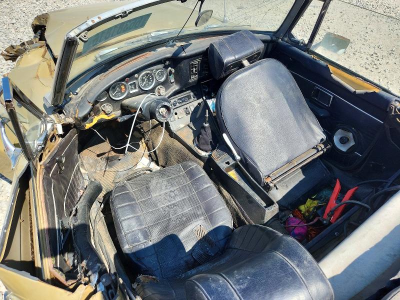 Photo 8 from auction – 1973 MG MGB with VIN GHN5UD300639G