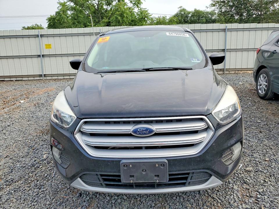 Photo 5 from auction – 2019 FORD ESCAPE with VIN 1FMCU0GD5KUA10315
