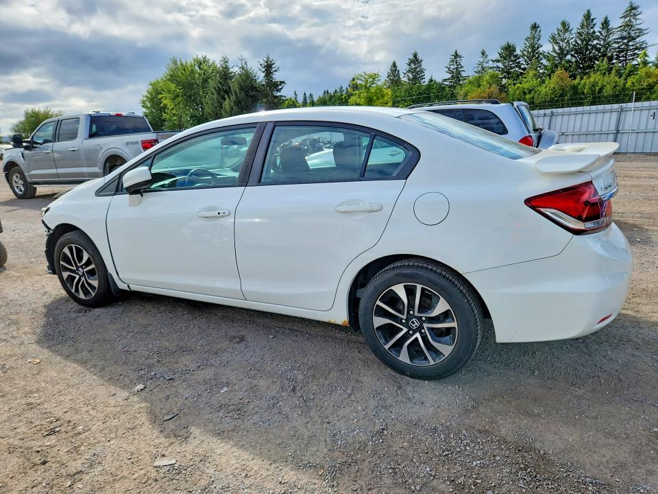 Photo 2 from auction – 2015 HONDA CIVIC with VIN 2HGFB2F56FH037210