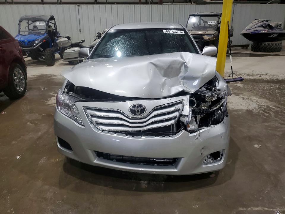 Photo 5 from auction – 2011 TOYOTA CAMRY with VIN 4T1BF3EK0BU210429