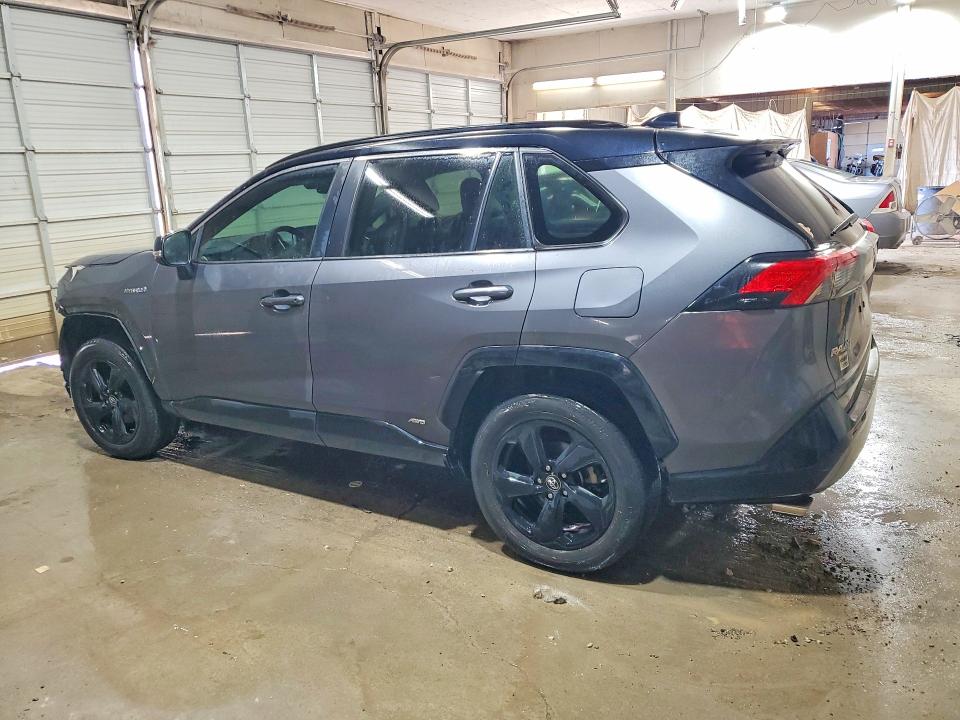 Photo 2 from auction – 2020 TOYOTA RAV4 with VIN 2T3EWRFV5LW059086