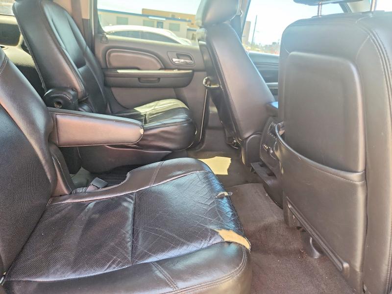 Photo 11 from auction – 2011 GMC YUKON XL with VIN 1GKS1MEF9BR195948