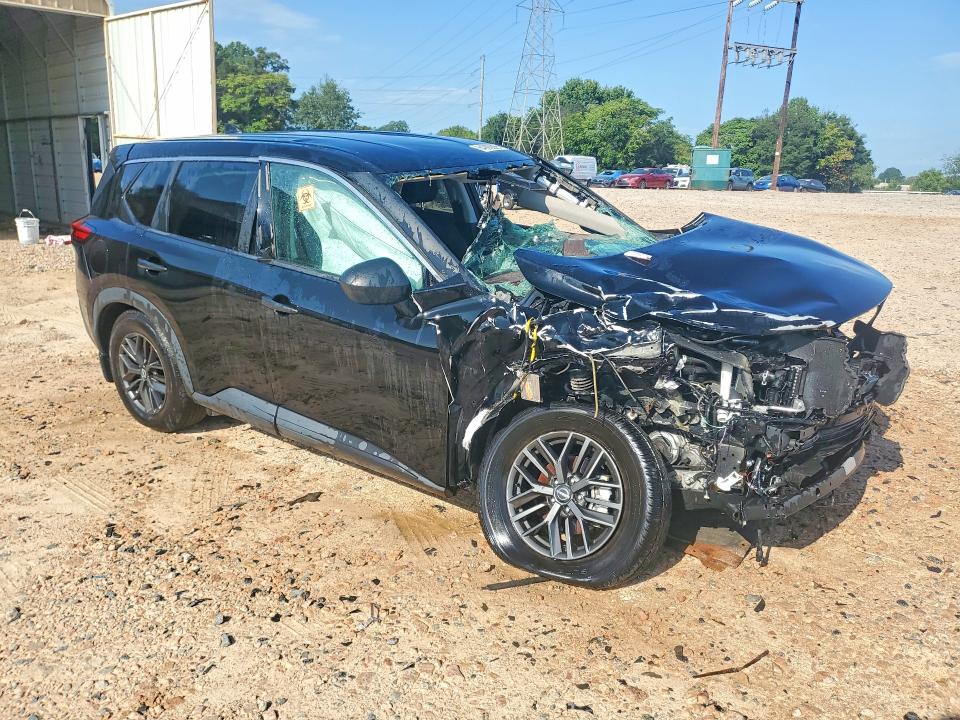 Photo 4 from auction – 2023 NISSAN ROGUE with VIN 5N1BT3AA8PC866347