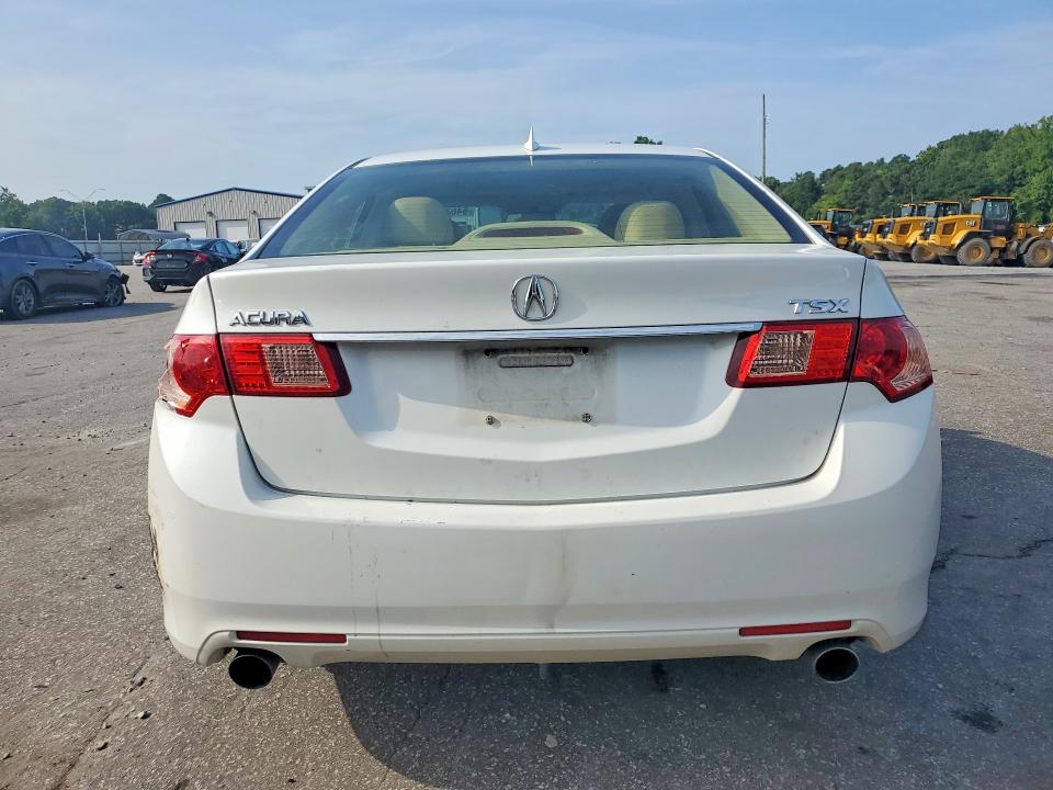 Photo 6 from auction – 2014 ACURA TSX with VIN JH4CU2F40EC005016