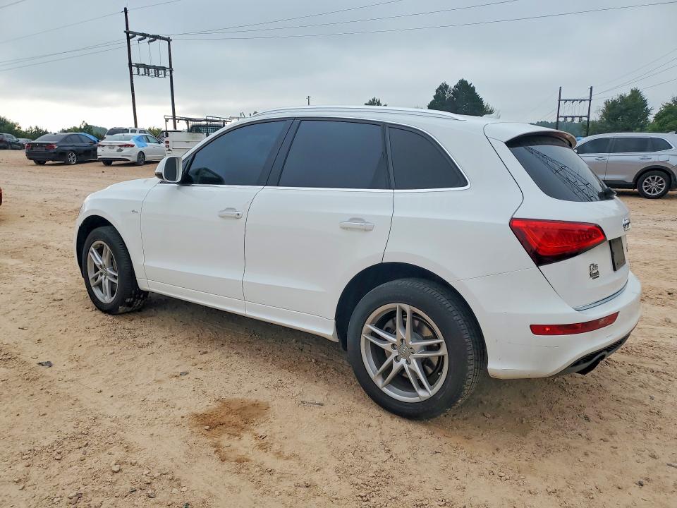 Фото 2 с аукциона – 2017 AUDI Q5 с VIN WA1D7AFP1HA010253