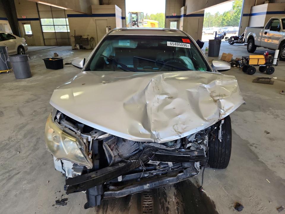 Photo 5 from auction – 2012 TOYOTA CAMRY with VIN 4T1BF1FK4CU150529