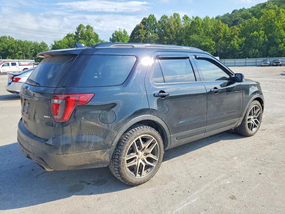 Снимка 3 от търг – 2017 FORD EXPLORER с VIN 1FM5K8GT3HGD82473
