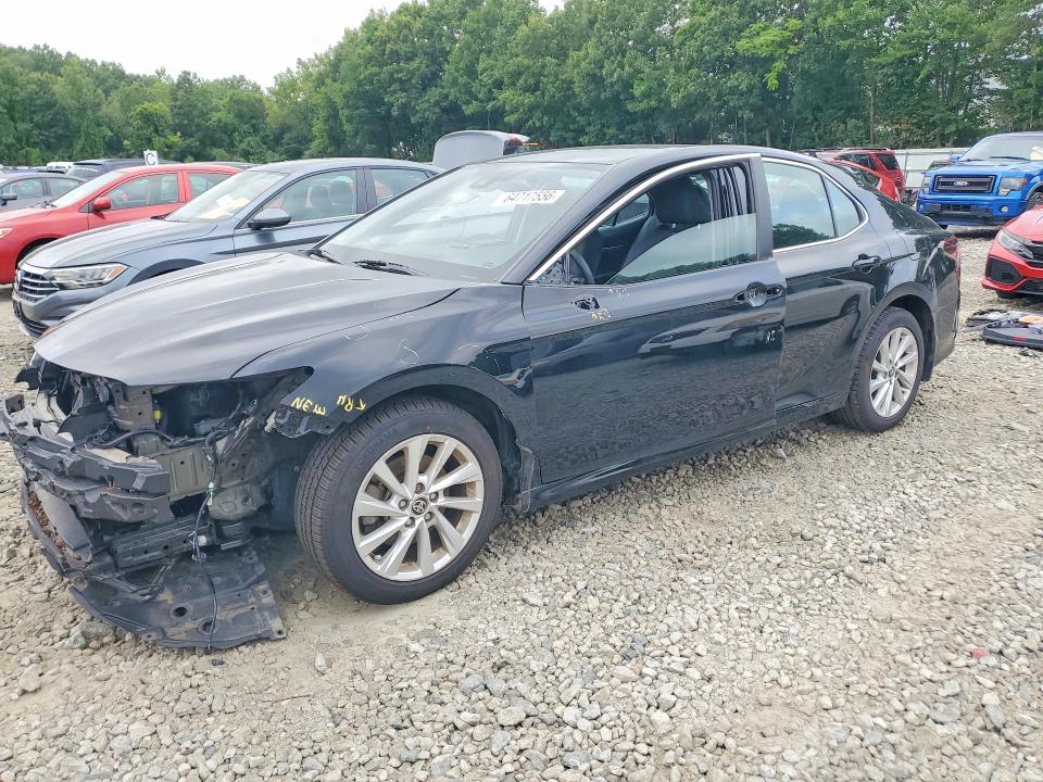 TOYOTA CAMRY 2023 with VIN 4T1C11BK7PU086842 - Photo from auction