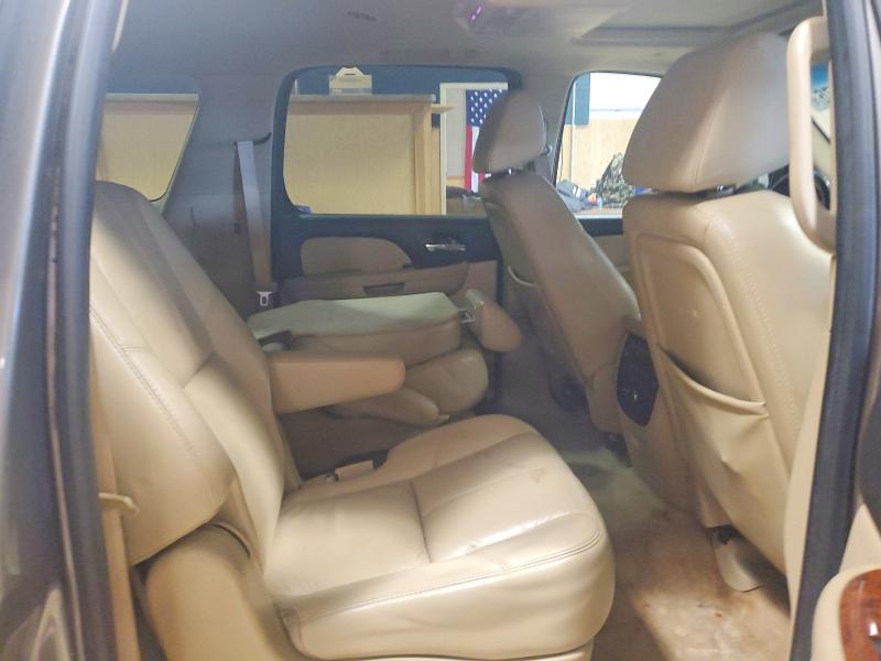 Photo 11 from auction – 2007 CHEVROLET SUBURBAN with VIN 3GNFK16337G249157