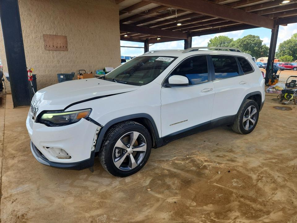 JEEP CHEROKEE 2019 with VIN 1C4PJLDB8KD185080 - Photo from auction